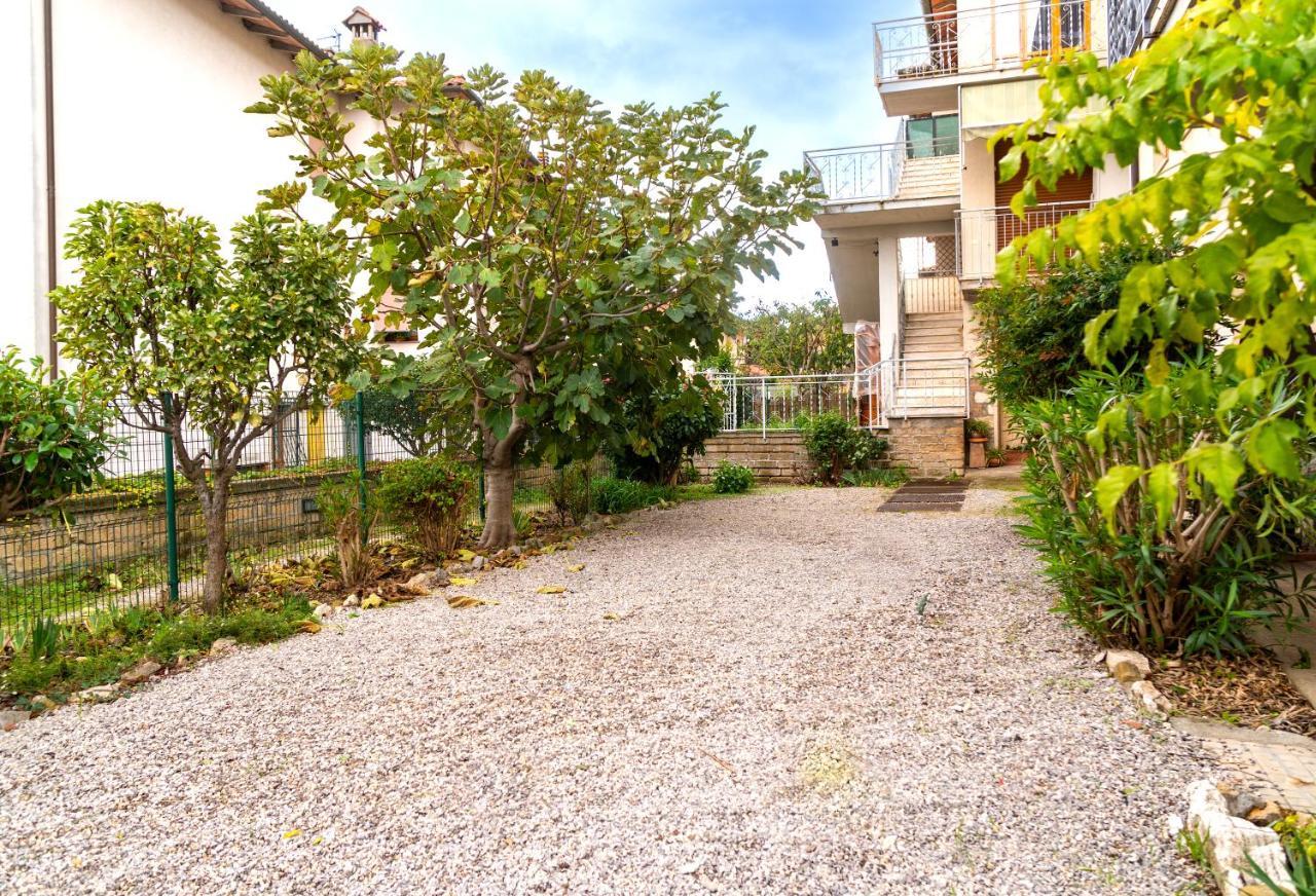 Casa Italia - Appartamento Con Giardino ซินาลุงกา ภายนอก รูปภาพ